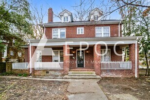 400 S Josephine Boyd St in Greensboro, NC - Building Photo