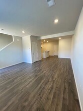 1275 NW Upas Ave in Redmond, OR - Building Photo - Building Photo