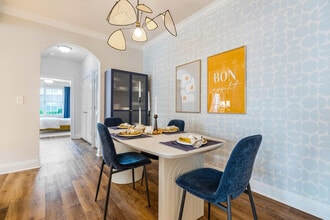 Indigo Park in Baton Rouge, LA - Building Photo - Building Photo