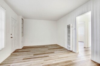 Oxford Avenue Apartments II in Los Angeles, CA - Building Photo - Building Photo