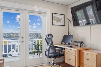 1514 Bigelow Ave N in Seattle, WA - Building Photo - Building Photo