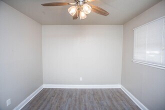 2702 38th St in Lubbock, TX - Building Photo - Building Photo