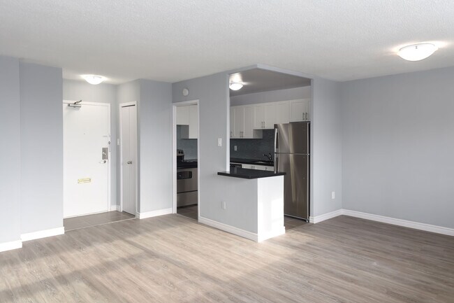 2185 Lawrence Avenue East in Toronto, ON - Building Photo - Building Photo