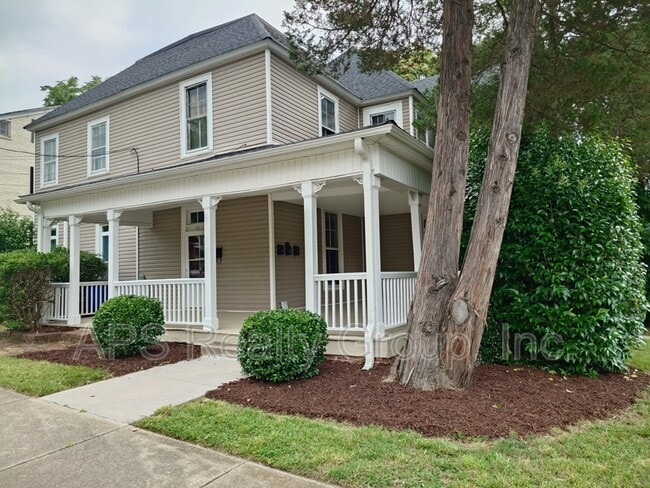 property at 301 N Spring St