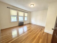 11 Romsey St, Unit uni3 3-bed 1-bath in Boston, MA - Building Photo - Building Photo