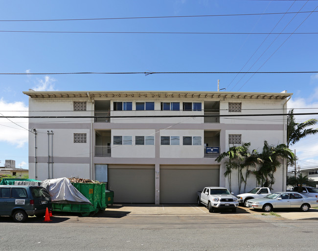 439 Mokauea St in Honolulu, HI - Foto de edificio - Building Photo