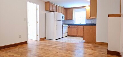 17 Diamond Hill Rd in Holden, MA - Building Photo - Building Photo