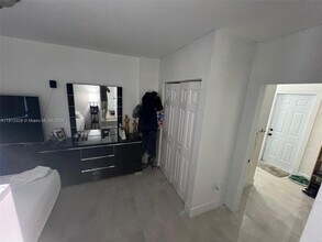 2238 NW 93rd Terrace in Miami, FL - Building Photo - Building Photo