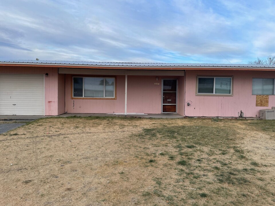 8964 Tinker Loop in Moses Lake, WA - Building Photo