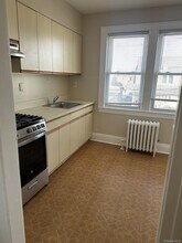 7 Starks Pl-Unit -2 in Lynbrook, NY - Building Photo - Building Photo