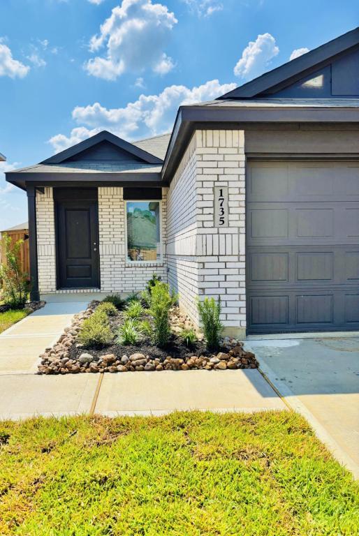 property at 1735 W Stroker Rd