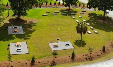 150 Long Pond Loop in Swansboro, NC - Building Photo - Building Photo