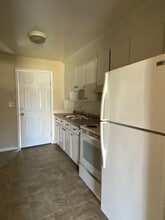 915A N Main St in Fountain Inn, SC - Building Photo - Building Photo