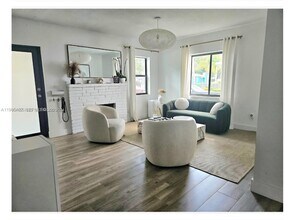 3439 Percival Ave in Miami, FL - Building Photo - Building Photo