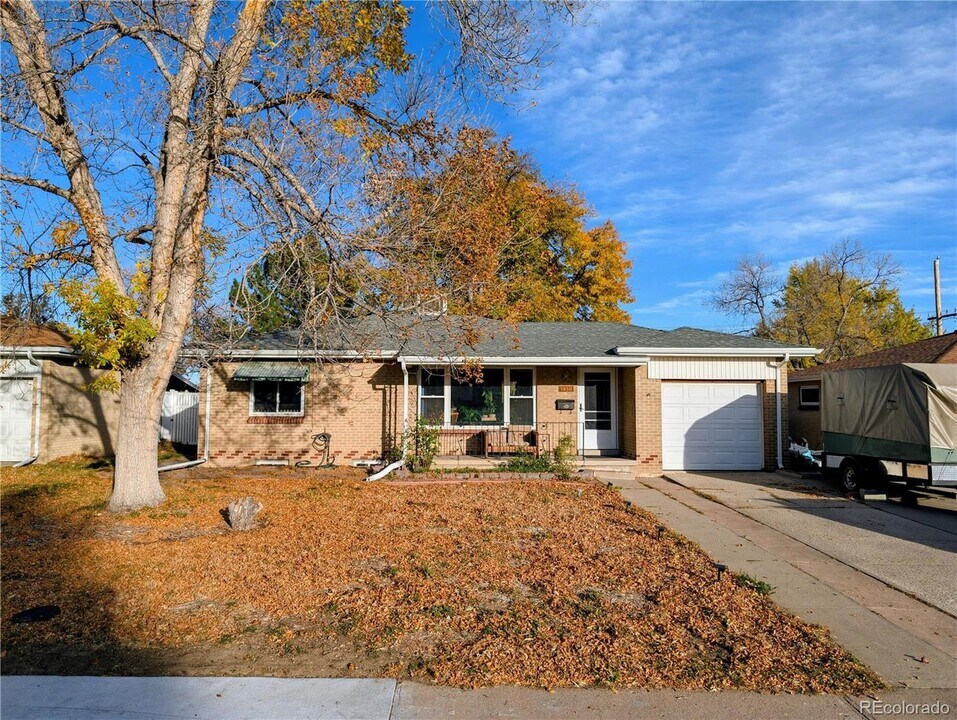 1450 S Ingalls St in Lakewood, CO - Building Photo