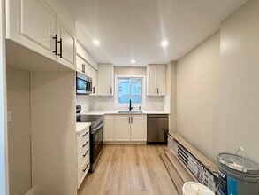 751 Hillcroft St in Oshawa, ON - Building Photo - Building Photo