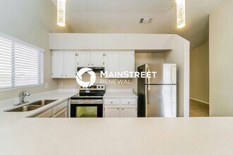5055 W Nighthawk Way in Tucson, AZ - Building Photo - Building Photo