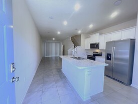 539 Running Wds St in Orange Park, FL - Building Photo - Building Photo