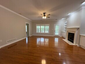 520 Wellington Way in Lexington, KY - Building Photo - Building Photo