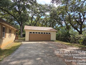 6590 Dewrell Square in Pensacola, FL - Building Photo - Building Photo
