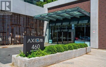 460 Adelaide St E in Toronto, ON - Building Photo - Building Photo