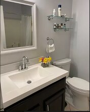 48 Strawberry Hill Ave in Stamford, CT - Building Photo - Building Photo