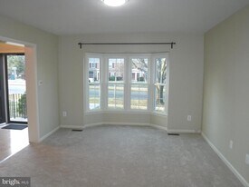 8519 Forrester Blvd in West Springfield, VA - Building Photo
