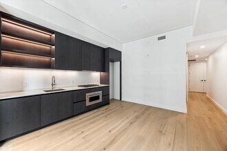 610 Davis St in Austin, TX - Building Photo - Building Photo
