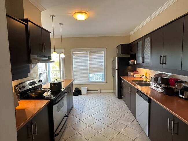 Trimble Court in Halifax, NS - Building Photo - Building Photo