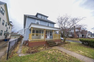 3430 Washington Blvd in Cleveland Heights, OH - Building Photo - Building Photo