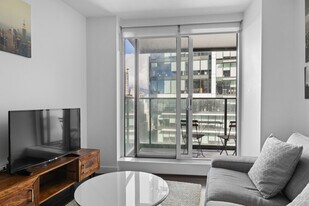 777 Richards St, Unit SI ID1511809P in Vancouver, BC - Building Photo