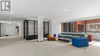 1 Quarrington Lane in North York, ON - Building Photo - Building Photo