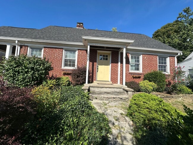 property at 1377 Collinsdale Ave