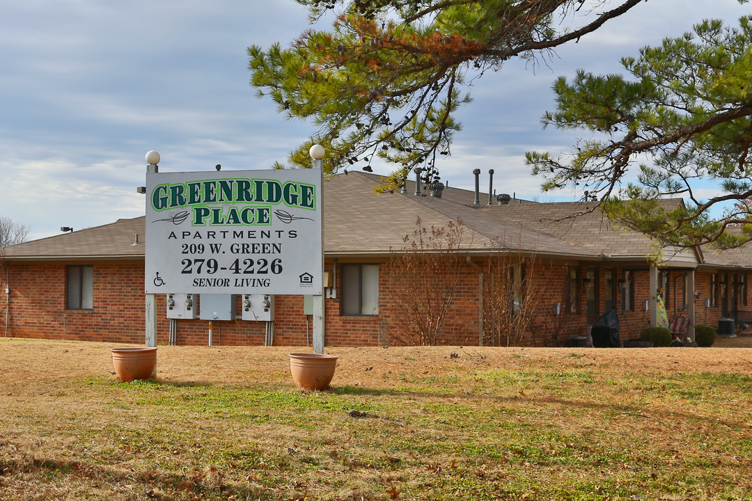 Greenridge Place in Meeker, OK - Building Photo