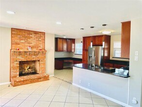 534 E Spring Valley Rd in Richardson, TX - Building Photo - Building Photo