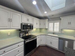 11 Brookside Cir in Ormond Beach, FL - Building Photo - Building Photo