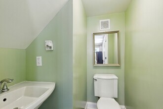 1700 N Broadway in Baltimore, MD - Building Photo - Building Photo
