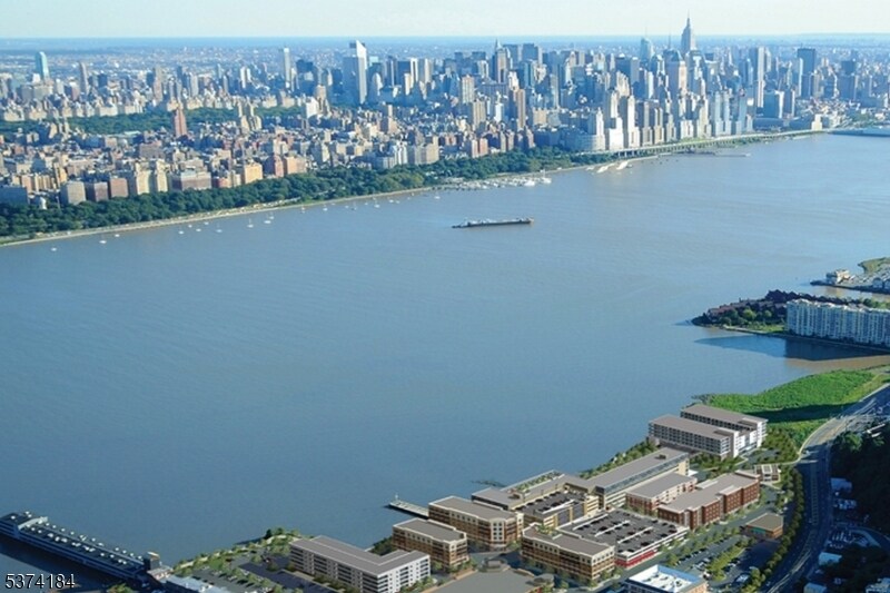 3 Somerset Ln in Edgewater, NJ - Building Photo