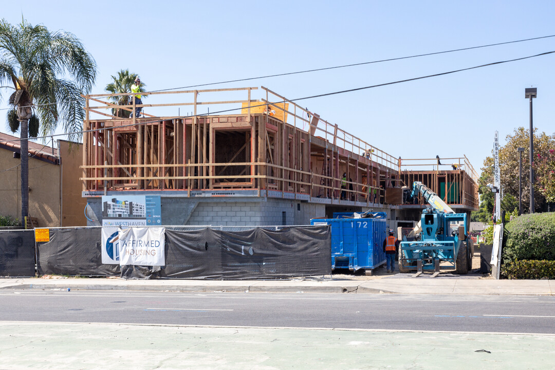 Westhaven in Los Angeles, CA - Foto de edificio