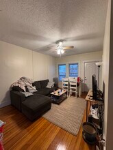 132 1/2 Oxford St, Unit 12 in Cambridge, MA - Building Photo - Building Photo