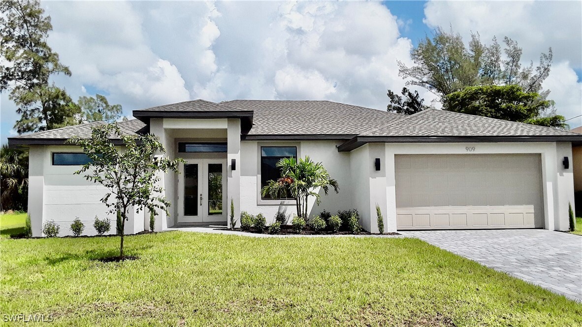 401 NW 18th Pl in Cape Coral, FL - Building Photo