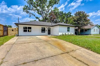 6406 Granite St in Houston, TX - Building Photo - Building Photo