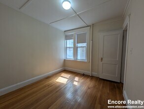 1191 Boylston St, Unit 9 in Boston, MA - Building Photo - Building Photo