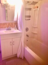 118 College Ave in Lancaster, PA - Foto de edificio - Building Photo