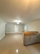 3131 Carter St in Miami, FL - Building Photo - Building Photo