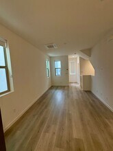 179 Log Pond Ln in Sacramento, CA - Building Photo - Building Photo