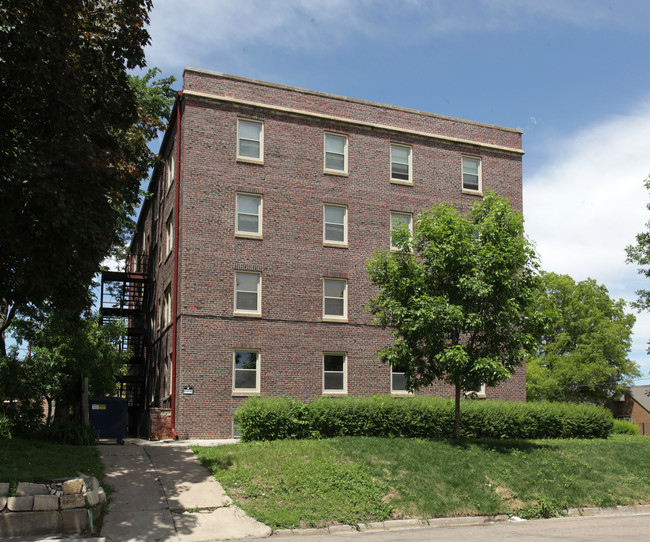 Shurtleff Arms in Lincoln, NE - Building Photo - Building Photo