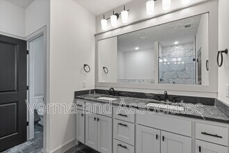 1081 Whistler St in Centerton, AR - Building Photo - Building Photo