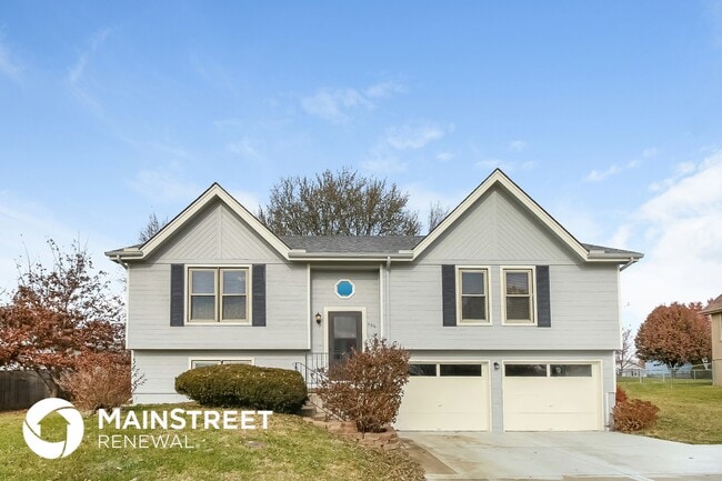 406 W 19th St in Kearney, MO - Building Photo - Building Photo