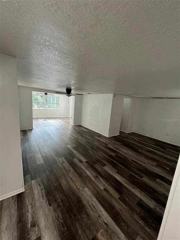 8206 Clover Hill Loop in Hudson, FL - Building Photo - Building Photo